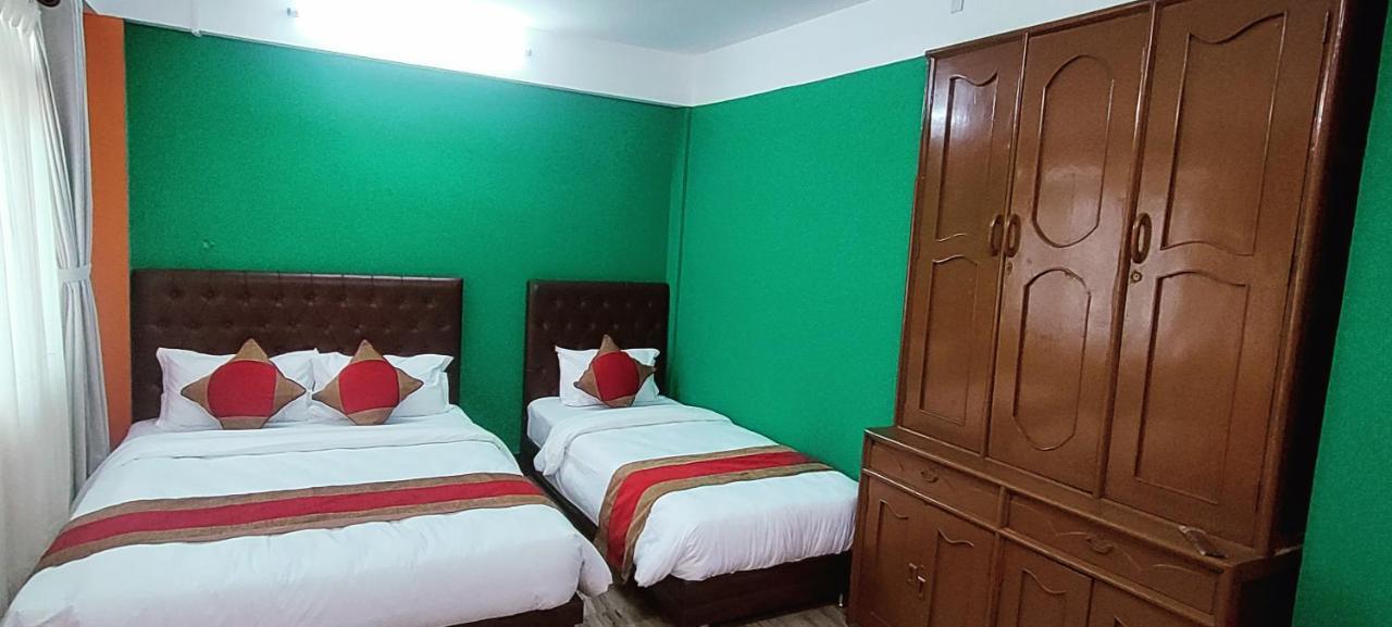 Nepalaya Home Hostel Катманду Екстер'єр фото
